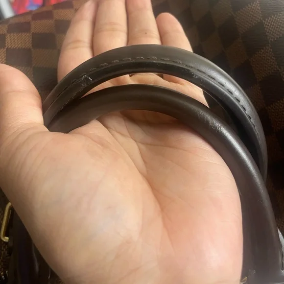 🎉SOLD✨🎉Authentic Louis Vuitton Damier Ebene Speedy 30 (2019) - Picture 16 of 16